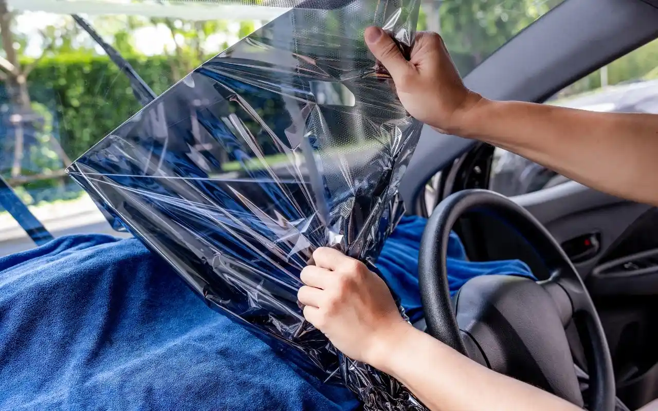 อายุการใช้งานของฟิล์มติดรถราคาถูกและราคาแพง